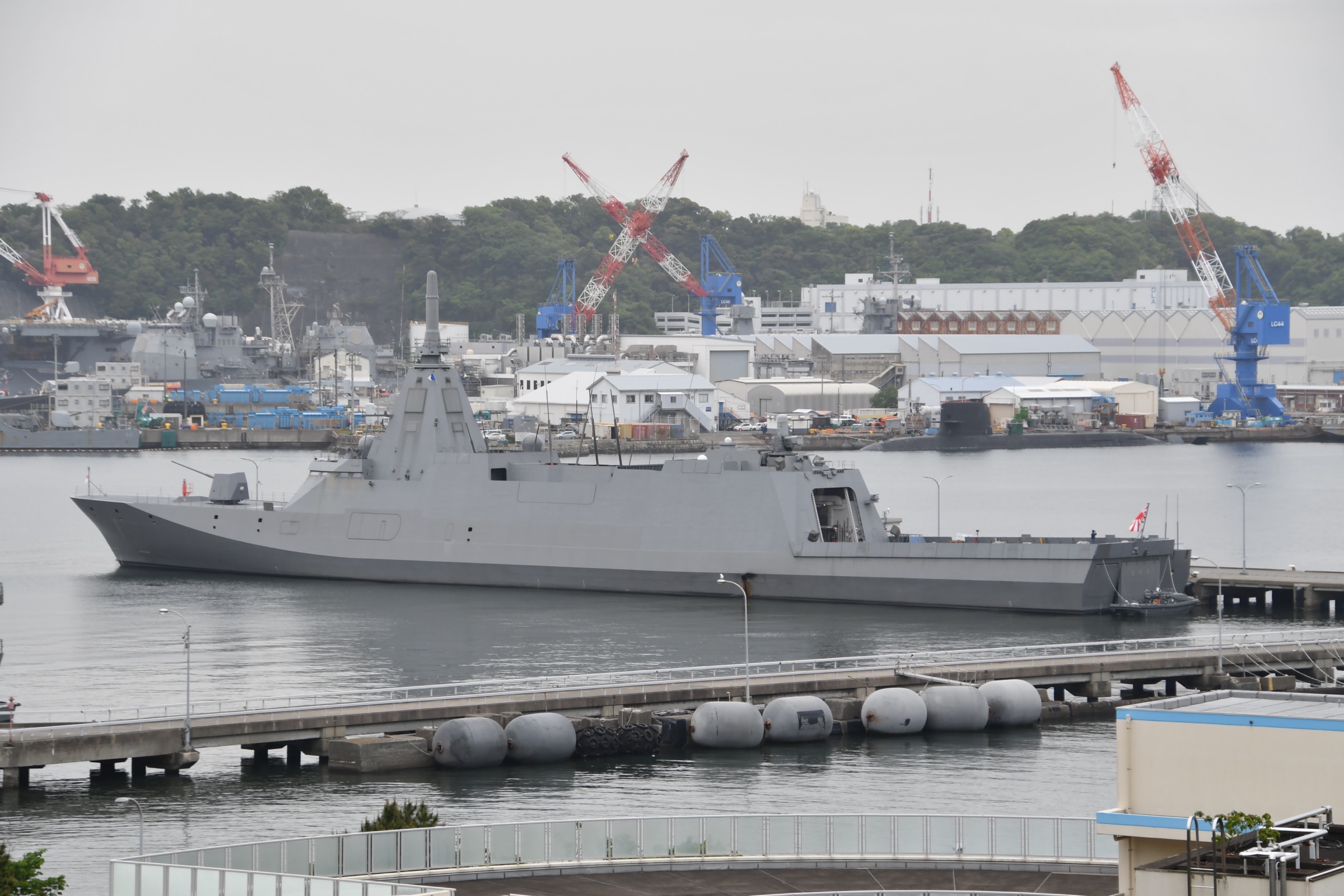 JS Mogami (FFM-1), lead ship of the class Australia has contracted to acquire.